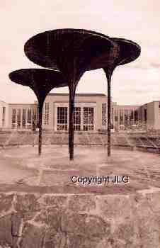 Brown-Lupton Student Center Fountain